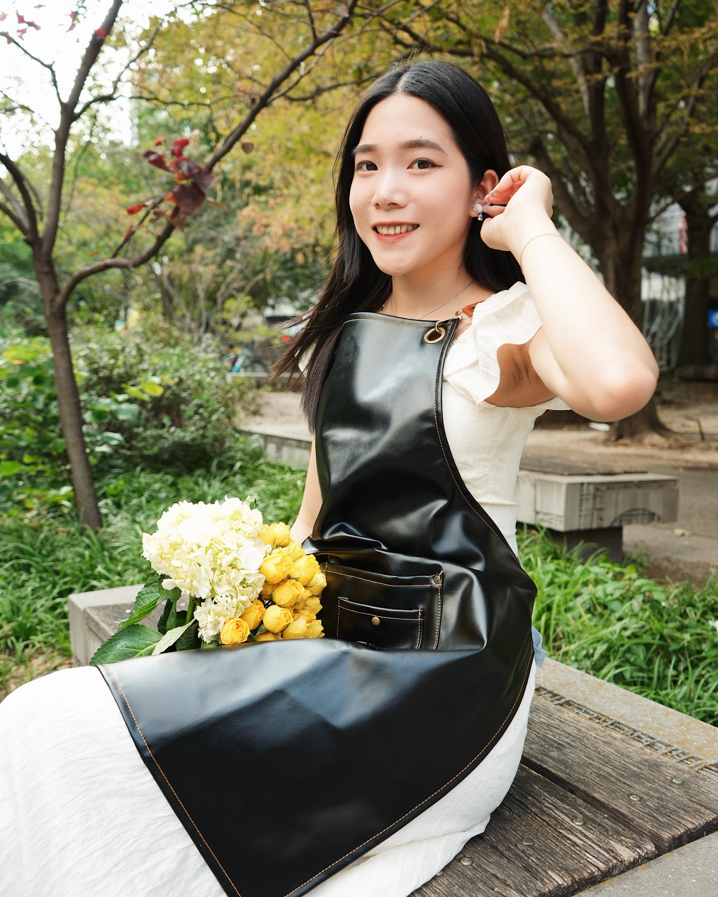 PU Leather Gardening Apron - Black