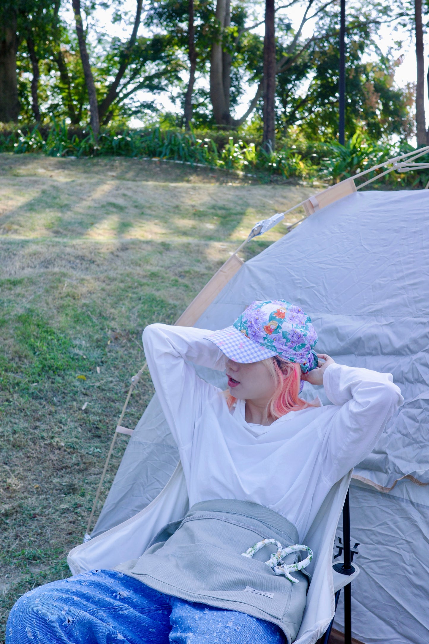 Wide Brim Garden Hat ( Lavender Garden )