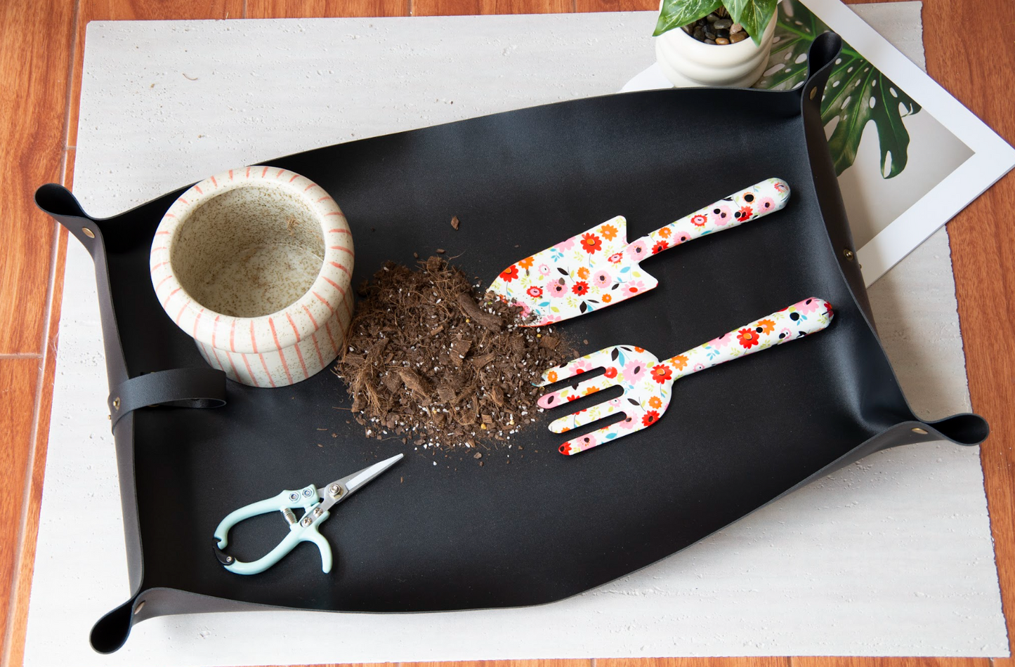 PU Leather Plant Repotting Mat Waterproof Transplanting Mat - Black