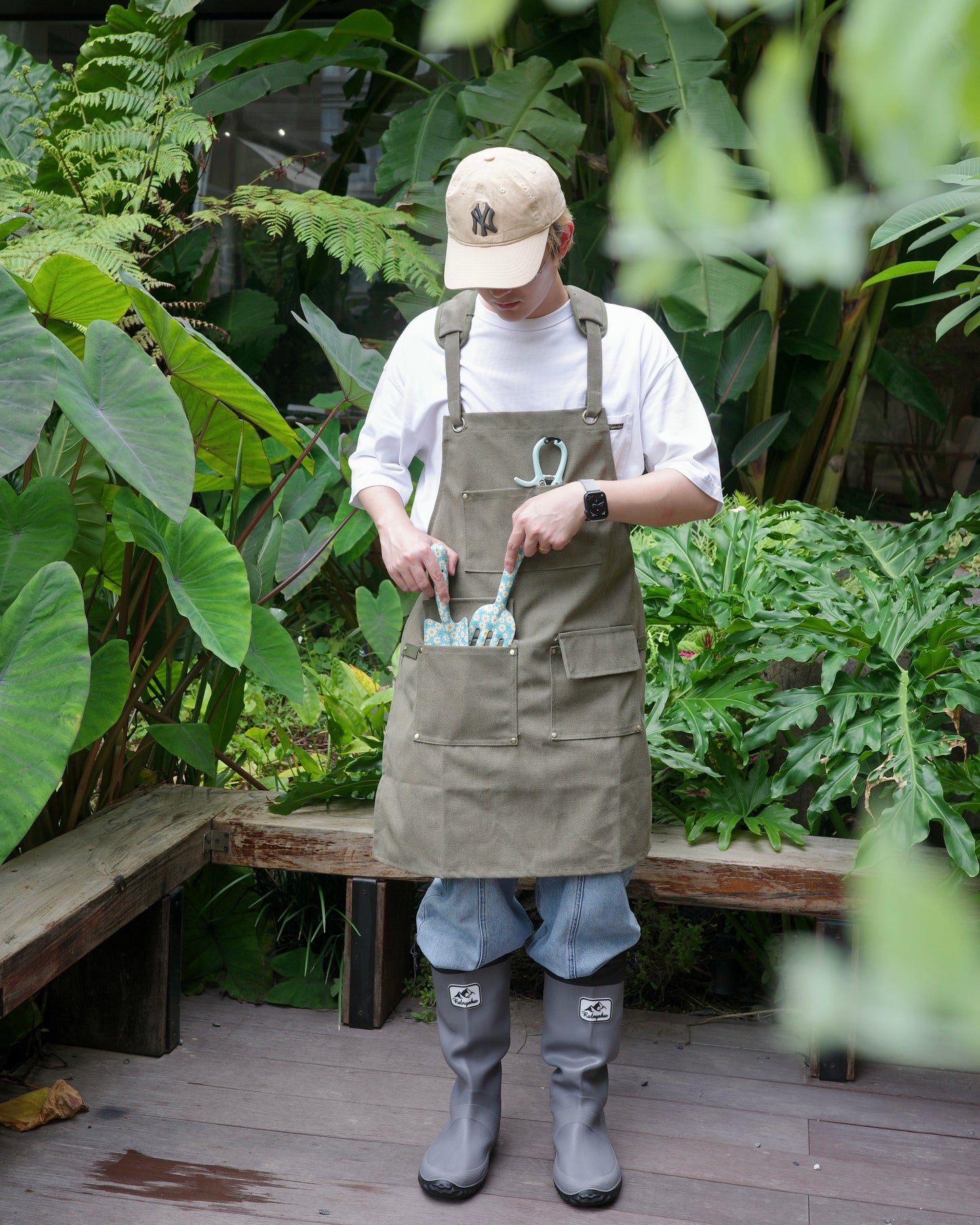 Multi-Pocket Garden Utility Apron - Green