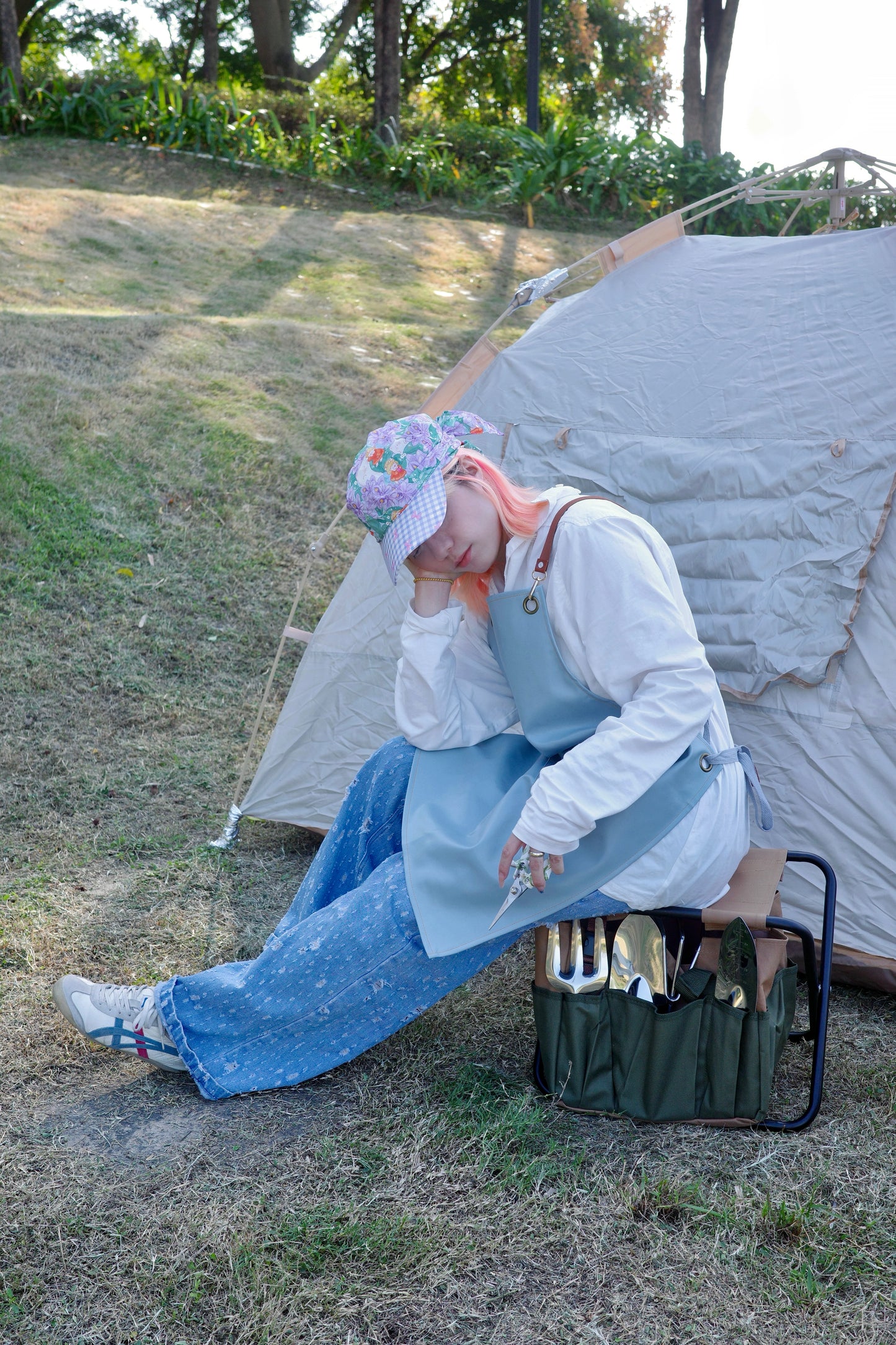 Wide Brim Garden Hat ( Lavender Garden )
