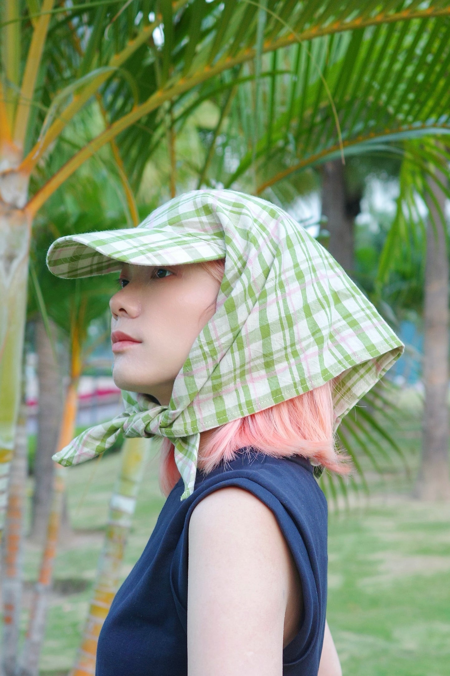 Wide Brim Garden Hat ( Apple Orchard Plaid )