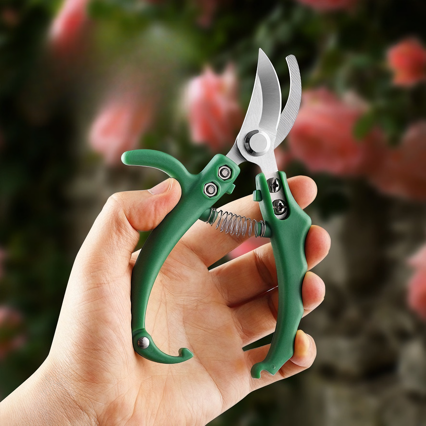 Green Garden Pruning Shears